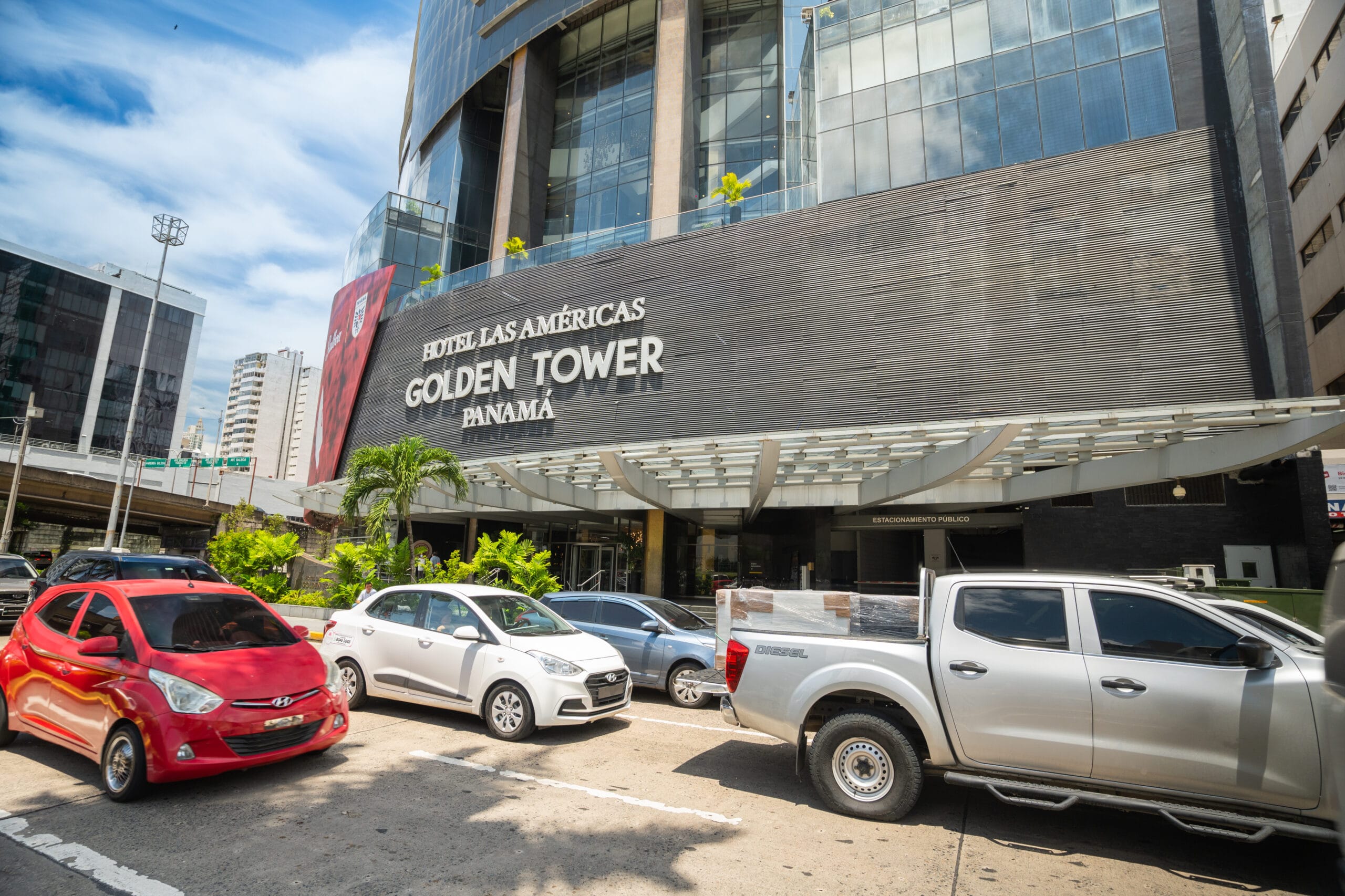Caso 2 - Golden Tower